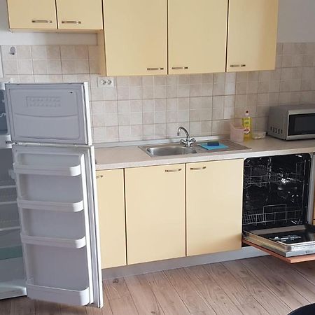 Apartments Luka Pakoštane Εξωτερικό φωτογραφία