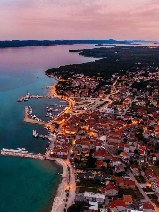 Apartments Luka Pakoštane Εξωτερικό φωτογραφία