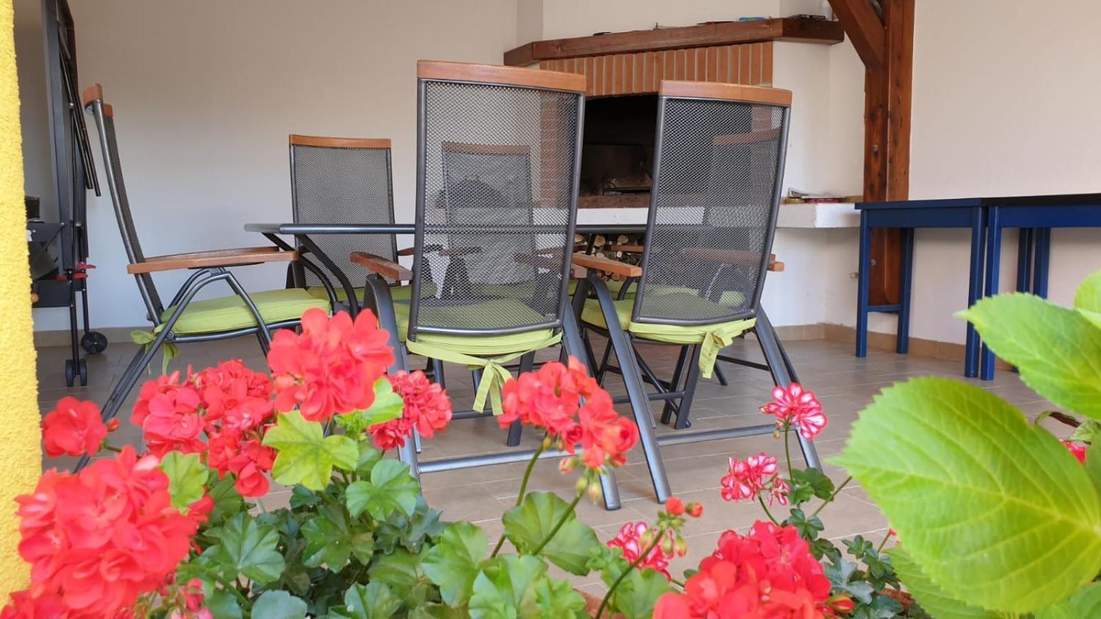 Apartments Luka Pakoštane Εξωτερικό φωτογραφία