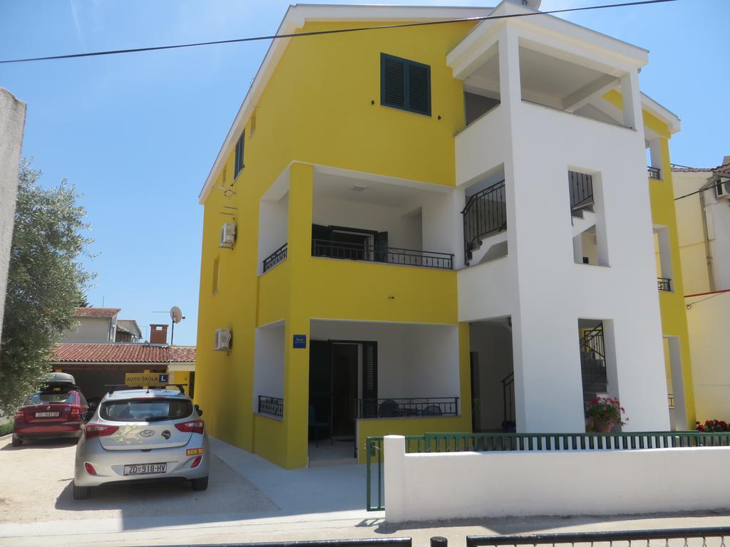 Apartments Luka Pakoštane Εξωτερικό φωτογραφία
