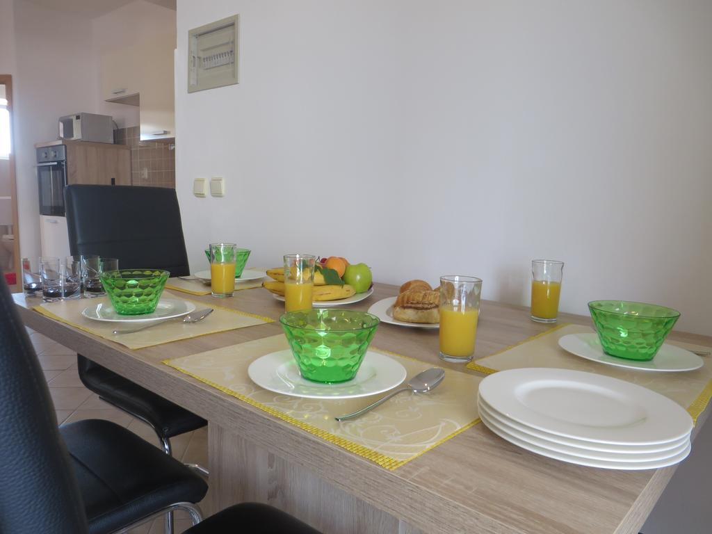 Apartments Luka Pakoštane Εξωτερικό φωτογραφία