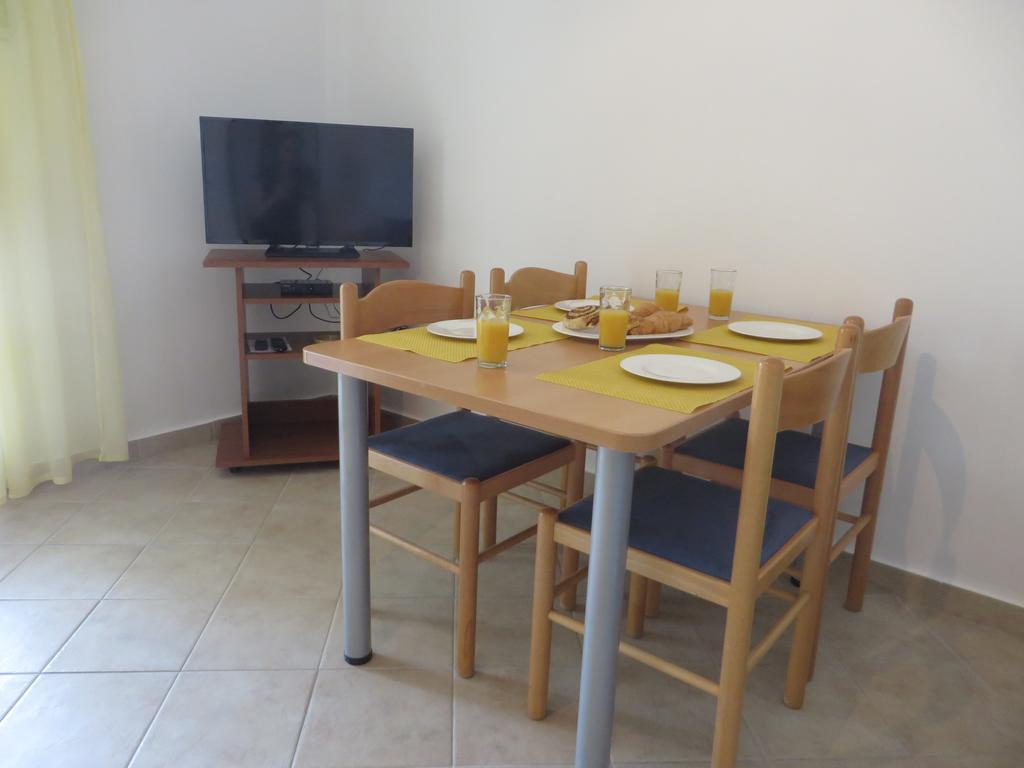 Apartments Luka Pakoštane Δωμάτιο φωτογραφία